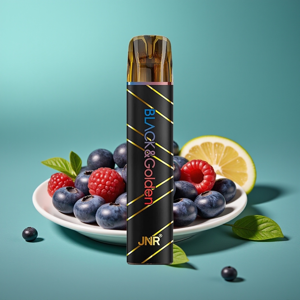 JNR Black&Golden 800 Puffs Vape Jetable Myrtille Framboise Acidulée - 2ml, 550mAh, 2% Nicotine, Certifié TPD
