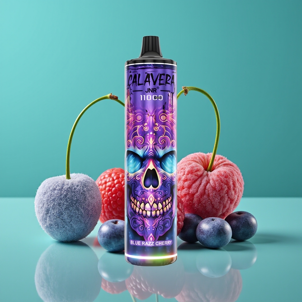 JNR Calavera 11000 Puffs Vape Jetable Blue Framboise Cerise avec Port Type-C, Batterie 850 mAh et E-Liquide 21ml